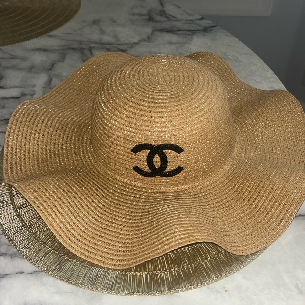 Beach hat